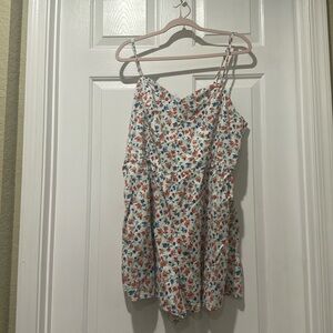 Red and Blue flowers Old Navy Romper XXL